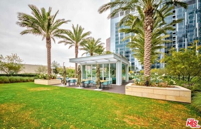 877 Francisco Street 708, Los Angeles, CA 90017