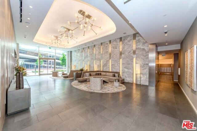 877 Francisco Street 708, Los Angeles, CA 90017