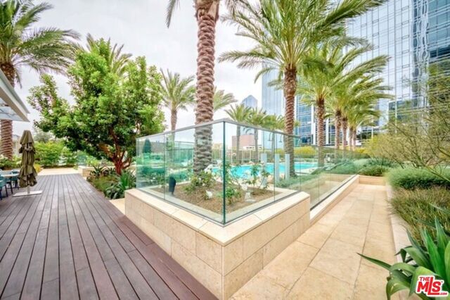 877 Francisco Street 708, Los Angeles, CA 90017