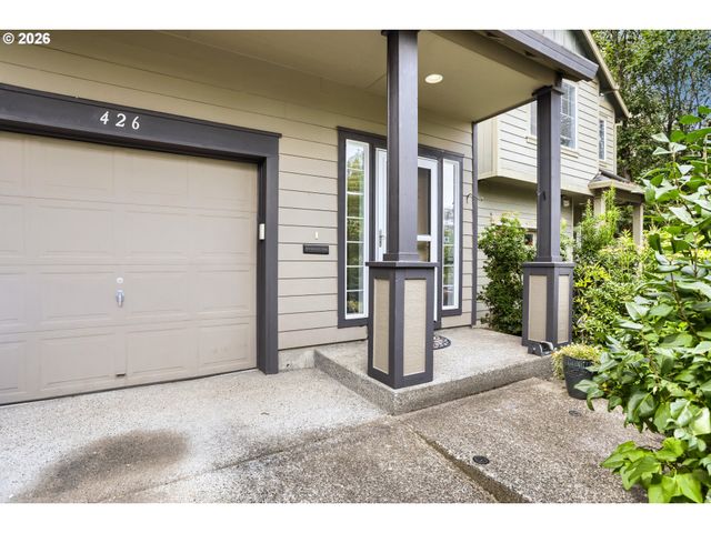 426 Se HEATHCLIFF Ln, Hillsboro, OR 97123