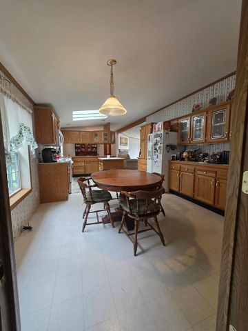 9 Ash Street, Epsom, NH 03234