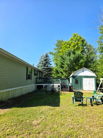 9 Ash Street, Epsom, NH 03234