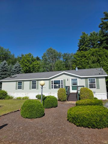 9 Ash Street, Epsom, NH 03234
