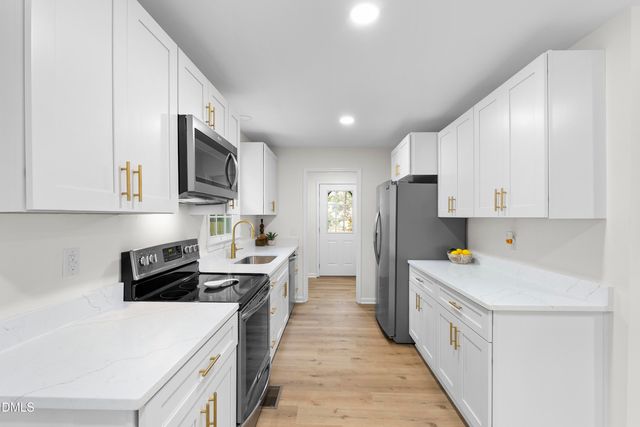 2712 Charwood Place, Sanford, NC 27330