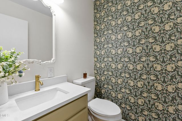 2712 Charwood Place, Sanford, NC 27330