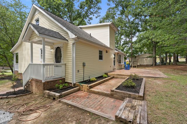 2712 Charwood Place, Sanford, NC 27330