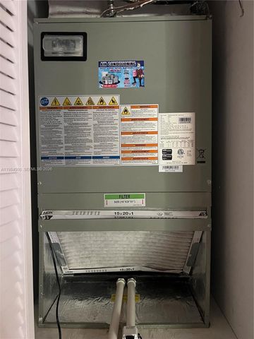 3001 N Oakland Forest Dr 104, Oakland Park, FL 33309