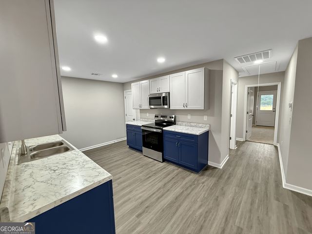 307 AIRMAN Boulevard, Warner Robins, GA 31088