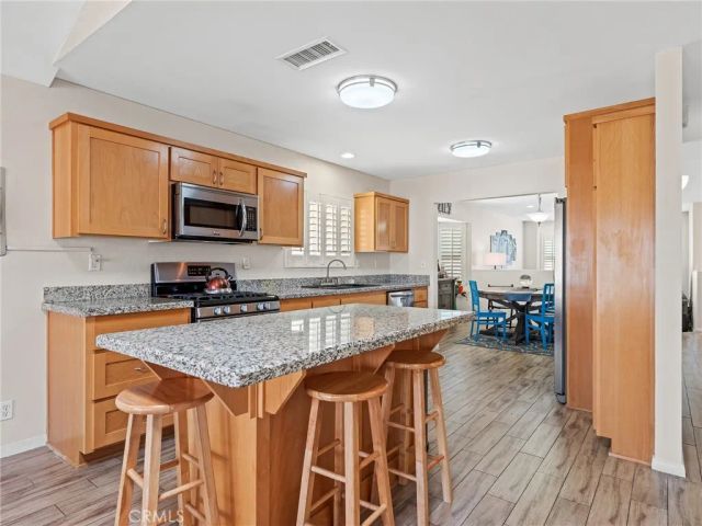 17880 Ferndell Lane, Victorville, CA 92395