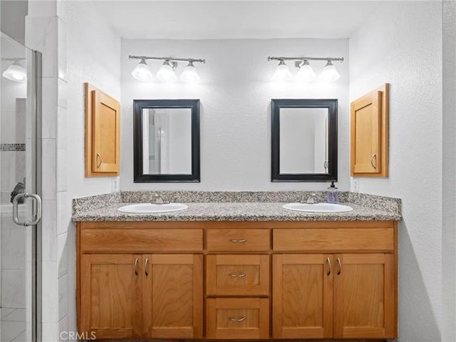 17880 Ferndell Lane, Victorville, CA 92395