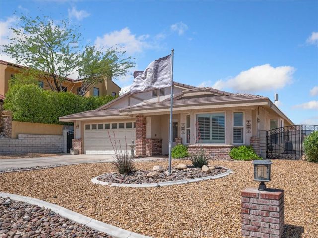 17880 Ferndell Lane, Victorville, CA 92395
