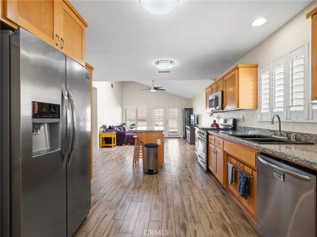 17880 Ferndell Lane, Victorville, CA 92395