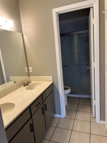 1133 Woodrow Drive, Lewisville, TX 75067