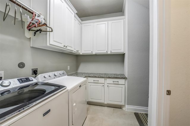 2202 Park Ravine Drive, Katy, TX 77494