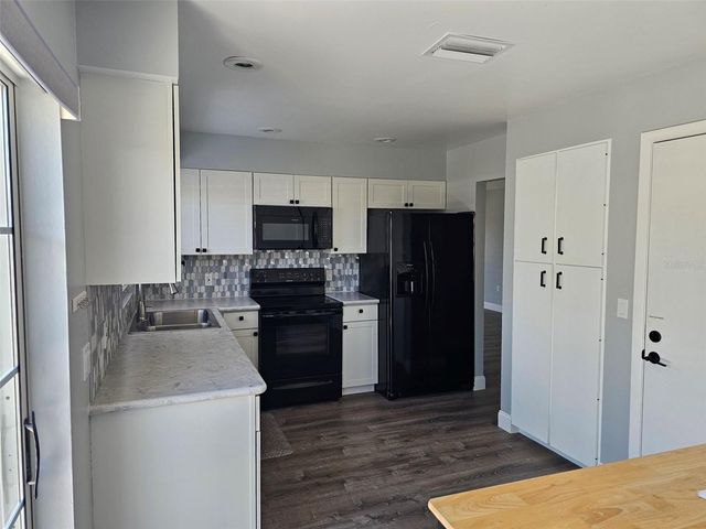 3625 57TH AVENUE DRIVE W, Bradenton, FL 34210