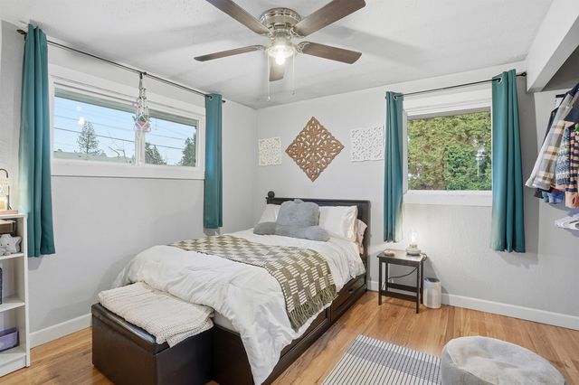 5604 N G St, Spokane, WA 99205