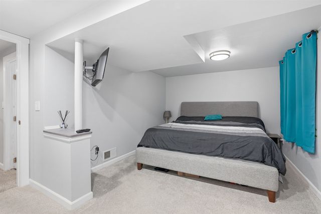 5604 N G St, Spokane, WA 99205