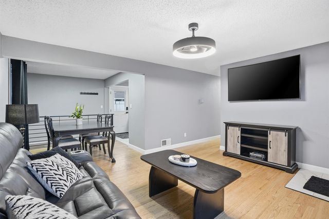 5604 N G St, Spokane, WA 99205