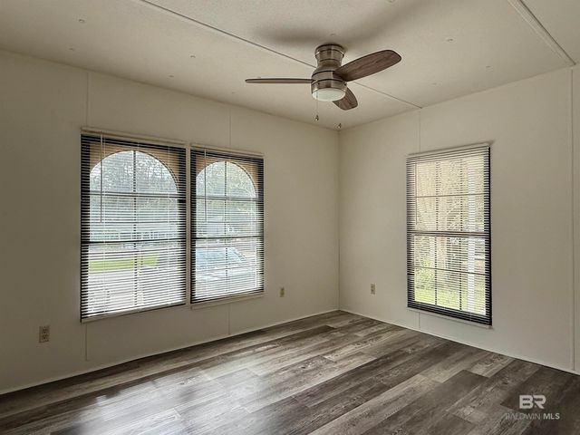 1326 Ridgewood Drive, Lillian, AL 36549