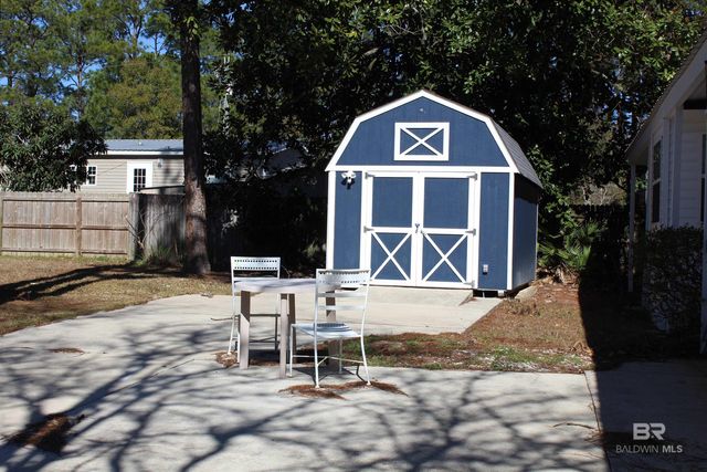 1326 Ridgewood Drive, Lillian, AL 36549