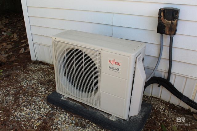 1326 Ridgewood Drive, Lillian, AL 36549