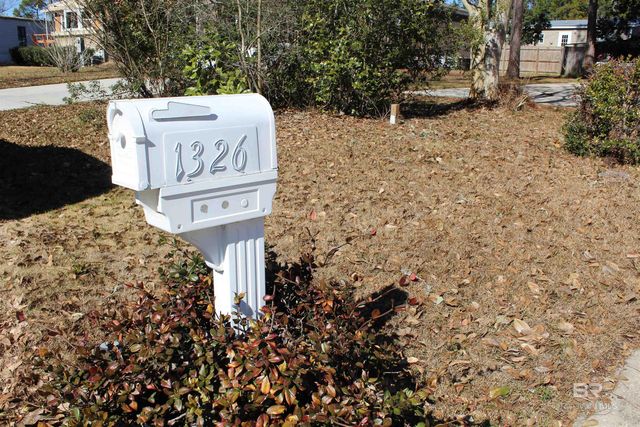 1326 Ridgewood Drive, Lillian, AL 36549