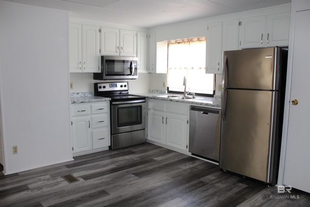 1326 Ridgewood Drive, Lillian, AL 36549