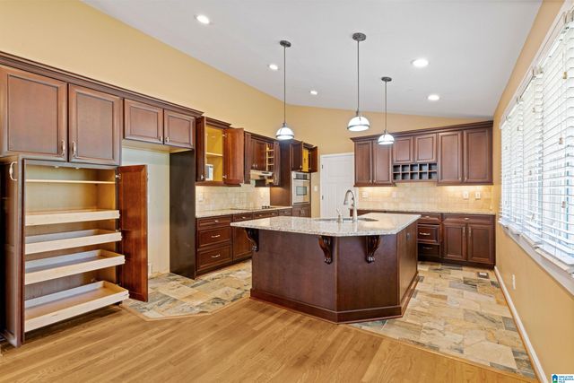 2992 DONITA COURT, Vestavia Hills, AL 35243