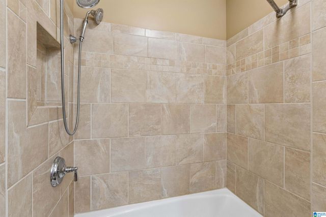 2992 DONITA COURT, Vestavia Hills, AL 35243