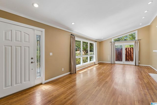 2992 DONITA COURT, Vestavia Hills, AL 35243