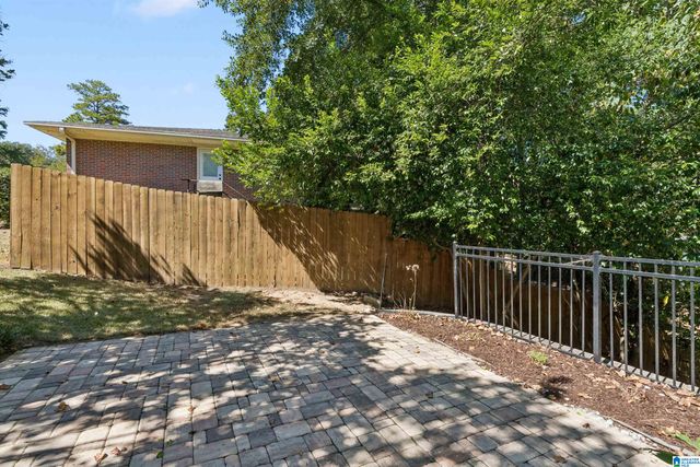2992 DONITA COURT, Vestavia Hills, AL 35243