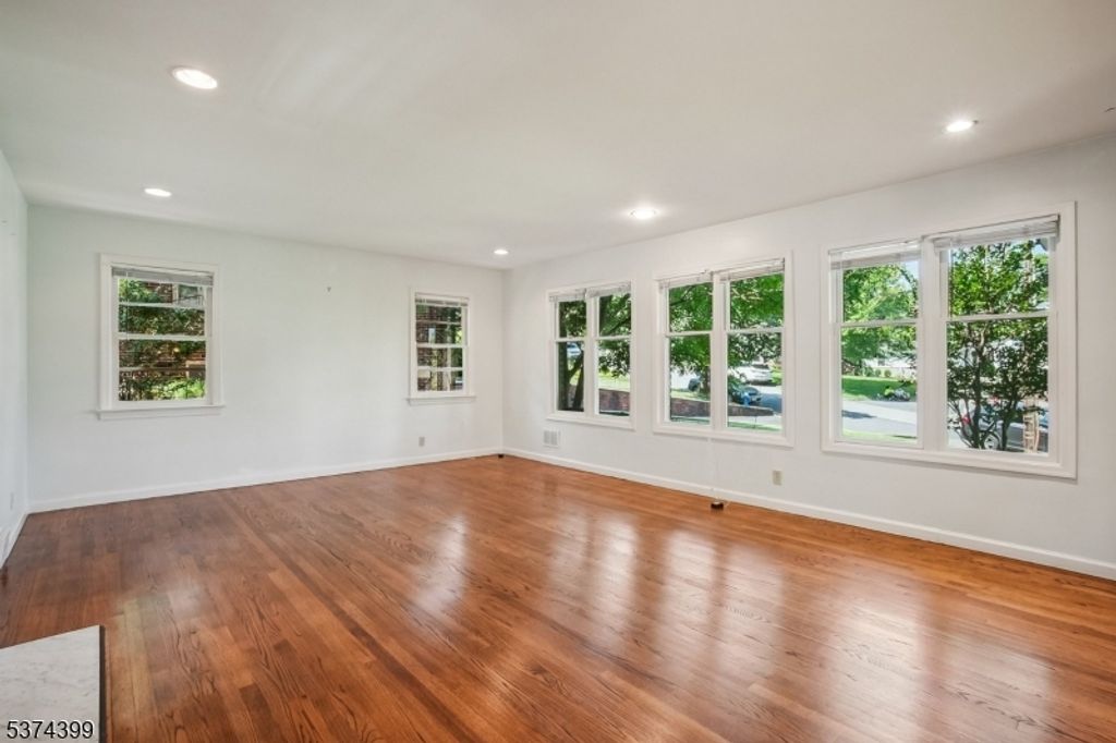 120 Silver Spring Rd, Millburn Twp., NJ 07078 — photo 5