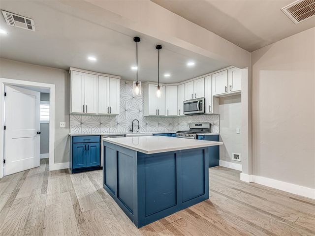 2000 NW 15th Street, Oklahoma City, OK 73106