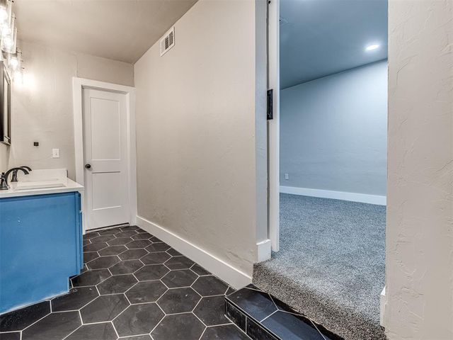 2000 NW 15th Street, Oklahoma City, OK 73106