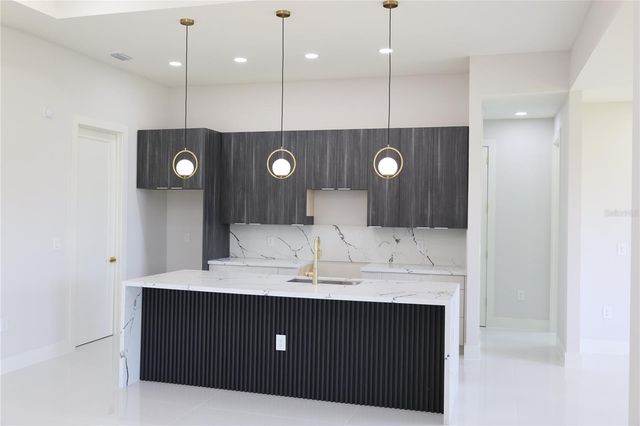 2800 33RD STREET SW, Lehigh Acres, FL 33976