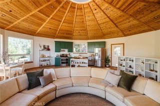 721 Chillon Drive, Crestline, CA 92325