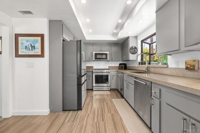 2326 La Costa Avenue A, Carlsbad, CA 92009
