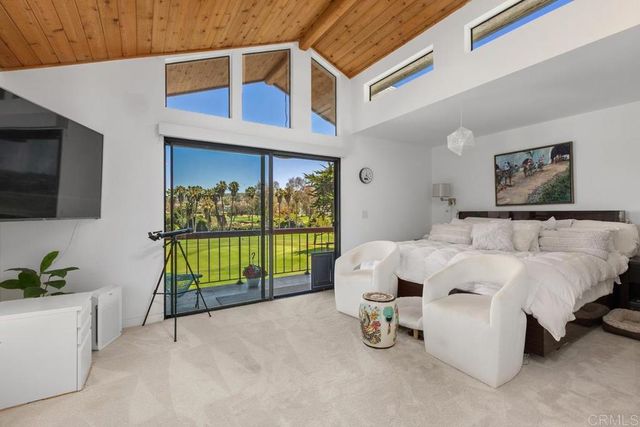 2326 La Costa Avenue A, Carlsbad, CA 92009