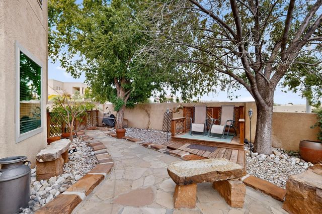 5151 Mirada Drive NW, Albuquerque, NM 87120