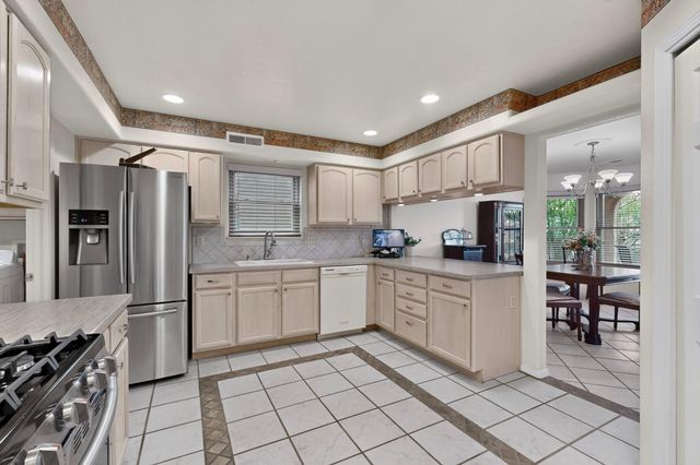 5151 Mirada Drive NW, Albuquerque, NM 87120