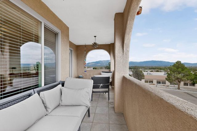 5151 Mirada Drive NW, Albuquerque, NM 87120