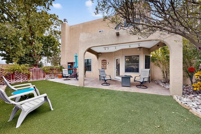 5151 Mirada Drive NW, Albuquerque, NM 87120