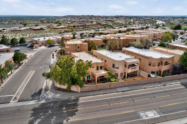 5151 Mirada Drive NW, Albuquerque, NM 87120