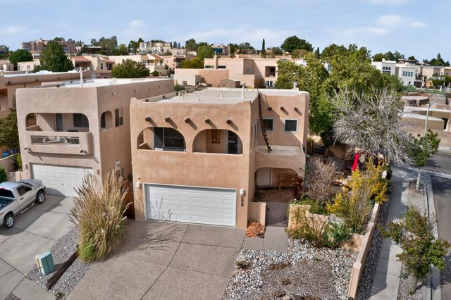5151 Mirada Drive NW, Albuquerque, NM 87120