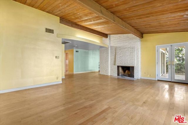 14905 Jadestone Drive, Sherman Oaks, CA 91403