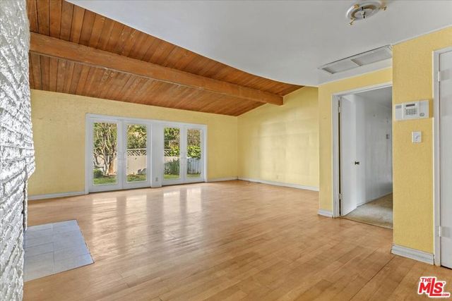 14905 Jadestone Drive, Sherman Oaks, CA 91403