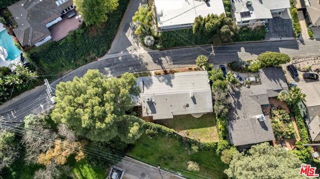 14905 Jadestone Drive, Sherman Oaks, CA 91403