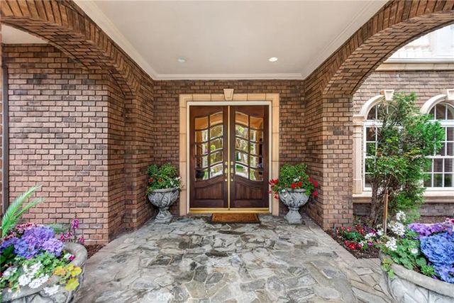 6952 Royal Hunt Ridge, Riverside, CA 92506