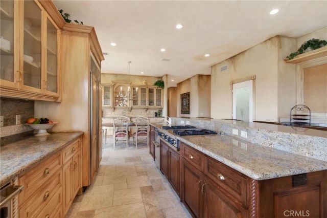 6952 Royal Hunt Ridge, Riverside, CA 92506