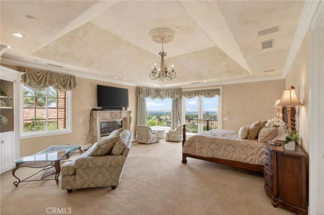 6952 Royal Hunt Ridge, Riverside, CA 92506